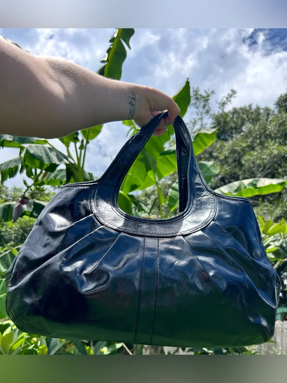 Coach 2008 Ergo Patent Leather Pleated Kisslock Satchel - Black - - Picture 3 of 16
